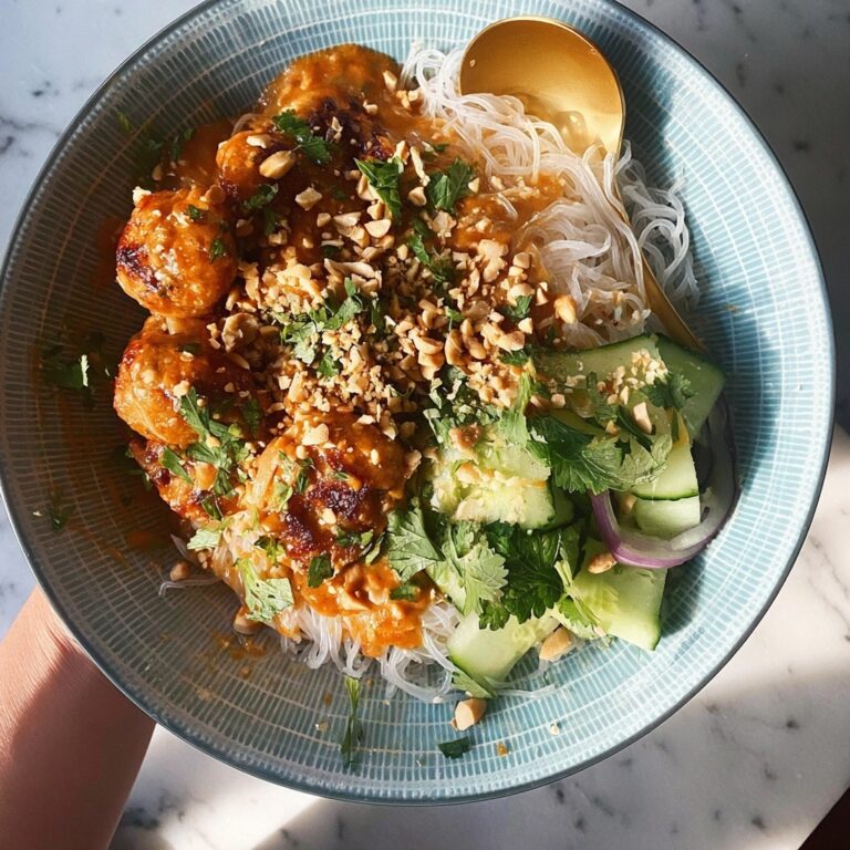 Thai Peanut Chicken Bowls Recipe